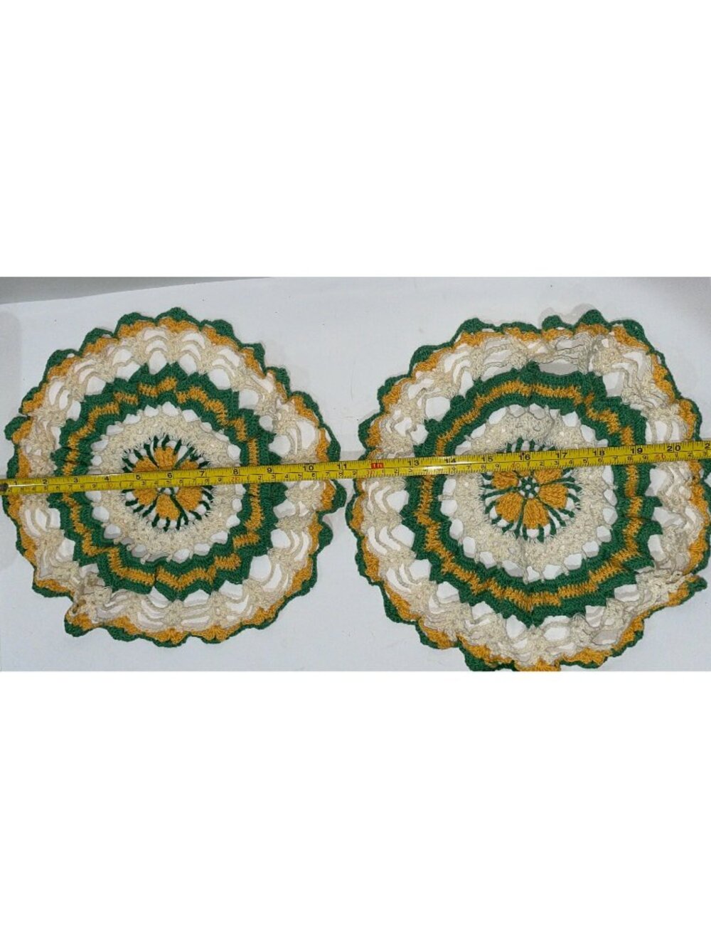 Crocheted Hand Crocheted Green/white/Gold 10” Round Estate Find